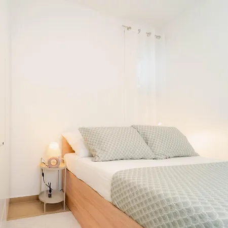 Anna Apartment